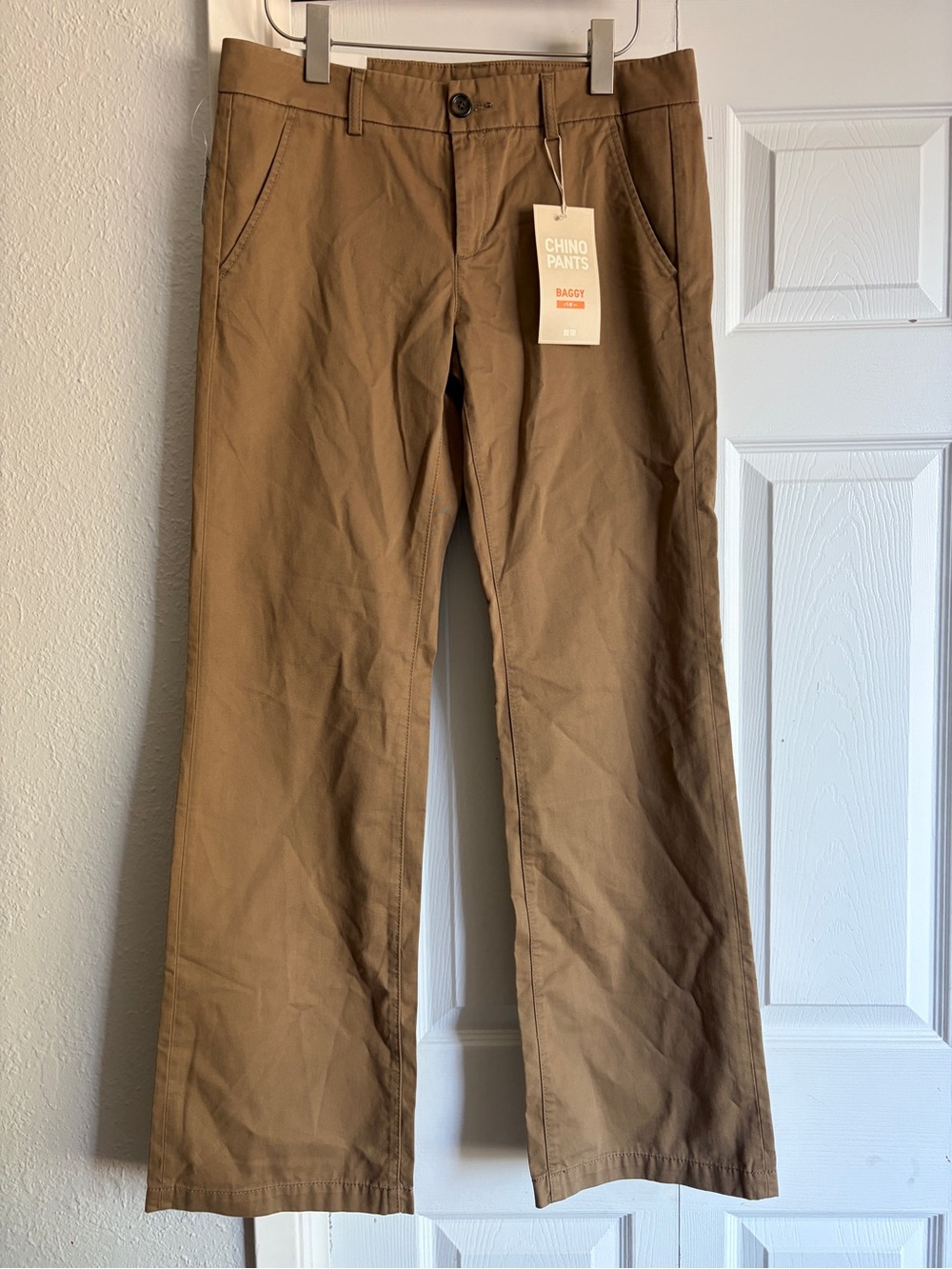 Uniqlo Brown Baggy Chino Pants